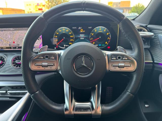 GT 4ドアクーペ 43 4マチック+ ユーザー買取車 KW車高調 フロントスポイラー リアスプリッター RSP エクスクルーシブPKG HUD ブルメスター 黒革シート  シートヒーター&クーラー 純正ナビ 全方位カメラ Bカメラ(6枚目)