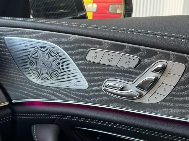 GT 4ドアクーペ 43 4マチック+ ユーザー買取車 KW車高調 フロントスポイラー リアスプリッター RSP エクスクルーシブPKG HUD ブルメスター 黒革シート  シートヒーター&クーラー 純正ナビ 全方位カメラ Bカメラ(8枚目)