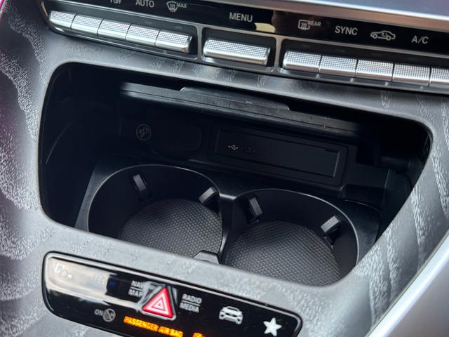 GT 4ドアクーペ 43 4マチック+ ユーザー買取車 KW車高調 フロントスポイラー リアスプリッター RSP エクスクルーシブPKG HUD ブルメスター 黒革シート  シートヒーター&クーラー 純正ナビ 全方位カメラ Bカメラ(14枚目)