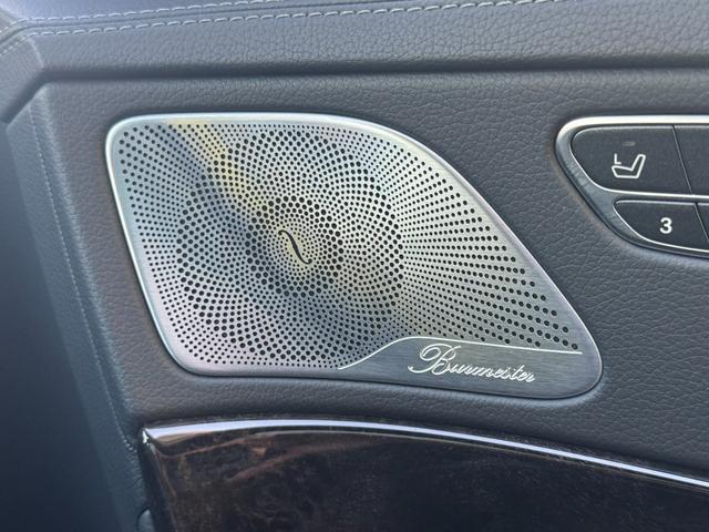 Sクラス S400d 後期 AMGラインプラス レザーエクスクルーシブPKG ベーシックPKG ブルメスター カールソン20インチAW サンルーフ ローダウン 黒革シート シートヒーター&ベンチレーション 純正ナビTV(9枚目)