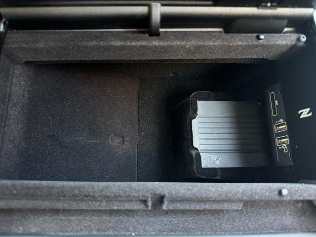 Sクラス S400d 後期 AMGラインプラス レザーエクスクルーシブPKG ベーシックPKG ブルメスター カールソン20インチAW サンルーフ ローダウン 黒革シート シートヒーター&ベンチレーション 純正ナビTV(19枚目)