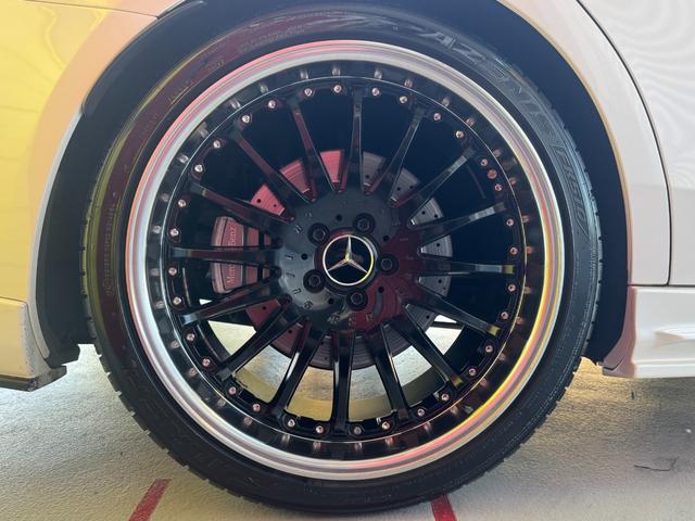 Sクラス S400d 後期 AMGラインプラス レザーエクスクルーシブPKG ベーシックPKG ブルメスター カールソン20インチAW サンルーフ ローダウン 黒革シート シートヒーター&ベンチレーション 純正ナビTV(30枚目)