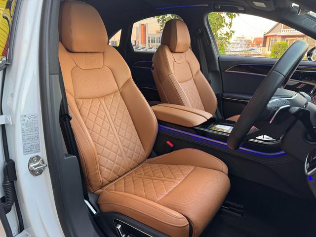 A8 55TFSIクワトロ ワンオーナー SラインPKG コンフォートPKG ブラックスタイリングPKG オプション21インチAW サンルーフ BANG&OLUFSENスピーカー 茶革シート ベンチレーション エアサス(20枚目)