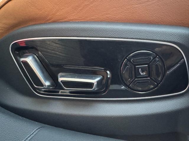 A8 55TFSIクワトロ ワンオーナー SラインPKG コンフォートPKG ブラックスタイリングPKG オプション21インチAW サンルーフ BANG&OLUFSENスピーカー 茶革シート ベンチレーション エアサス(21枚目)