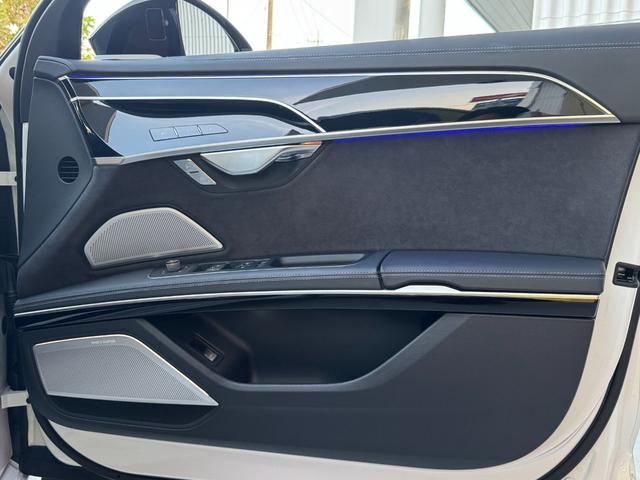 A8 55TFSIクワトロ ワンオーナー SラインPKG コンフォートPKG ブラックスタイリングPKG オプション21インチAW サンルーフ BANG&OLUFSENスピーカー 茶革シート ベンチレーション エアサス(28枚目)