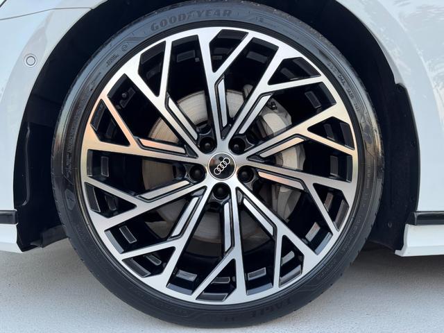 A8 55TFSIクワトロ ワンオーナー SラインPKG コンフォートPKG ブラックスタイリングPKG オプション21インチAW サンルーフ BANG&OLUFSENスピーカー 茶革シート ベンチレーション エアサス(35枚目)