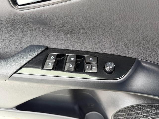 プリウス ユーザー買取車 米国プリウス 左ハンドル S,Rエアロ KENWOODナビ・テレビ クルーズコントロール バックカメラ ETC ハイブリッド オートライト 現状販売車(16枚目)