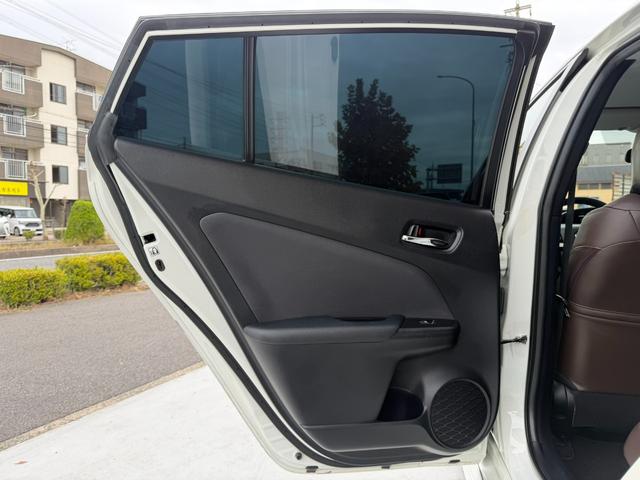 プリウス ユーザー買取車 米国プリウス 左ハンドル S,Rエアロ KENWOODナビ・テレビ クルーズコントロール バックカメラ ETC ハイブリッド オートライト 現状販売車(28枚目)