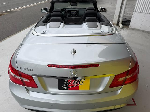 Eクラス E350 カブリオレ ユーザー買取車 左ハンドル harman/kardonサウンドシステム メモリー付きパワーシート Wエアコン シートヒーター シートベンチレーション 純正18インチAW 電動オープンカー ETC(8枚目)