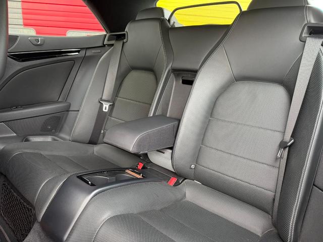 Eクラス E350 カブリオレ ユーザー買取車 左ハンドル harman/kardonサウンドシステム メモリー付きパワーシート Wエアコン シートヒーター シートベンチレーション 純正18インチAW 電動オープンカー ETC(35枚目)