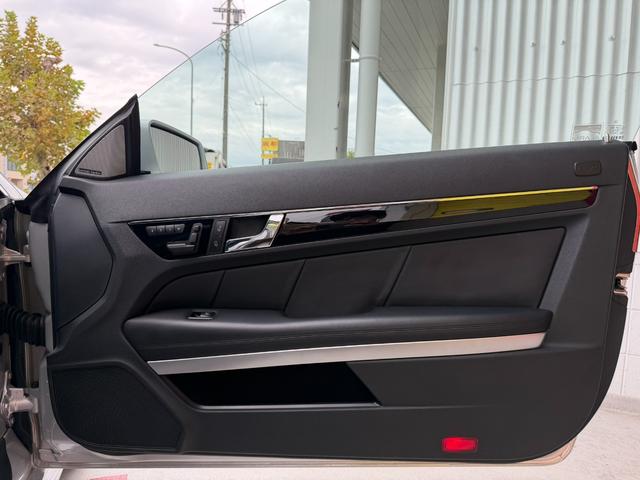 Eクラス E350 カブリオレ ユーザー買取車 左ハンドル harman/kardonサウンドシステム メモリー付きパワーシート Wエアコン シートヒーター シートベンチレーション 純正18インチAW 電動オープンカー ETC(37枚目)