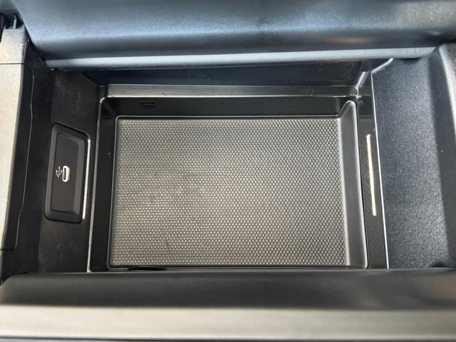 ＧＴ ６３　４マチック＋　クーペ　ＡＭＧカーボンＰＫＧ　可倒式リアシート　ＡＭＧパフォーマンスＰＫＧ　パノラミックルーフ　オパリスホワイトメタリック　ＡＭＧ２１インチＡＷ　ＨＵＤ　ブルメスターサウンド　イエローキャリパー　ＥＴＣ（14枚目）