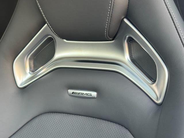 ＧＴ ６３　４マチック＋　クーペ　ＡＭＧカーボンＰＫＧ　可倒式リアシート　ＡＭＧパフォーマンスＰＫＧ　パノラミックルーフ　オパリスホワイトメタリック　ＡＭＧ２１インチＡＷ　ＨＵＤ　ブルメスターサウンド　イエローキャリパー　ＥＴＣ（22枚目）