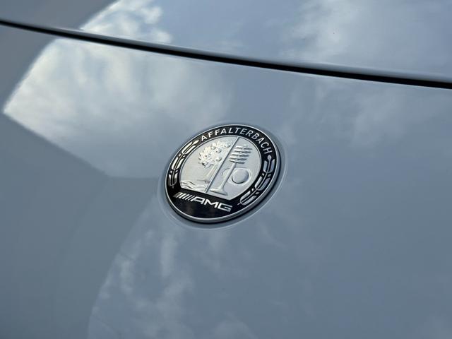 ＧＴ ６３　４マチック＋　クーペ　ＡＭＧカーボンＰＫＧ　可倒式リアシート　ＡＭＧパフォーマンスＰＫＧ　パノラミックルーフ　オパリスホワイトメタリック　ＡＭＧ２１インチＡＷ　ＨＵＤ　ブルメスターサウンド　イエローキャリパー　ＥＴＣ（56枚目）