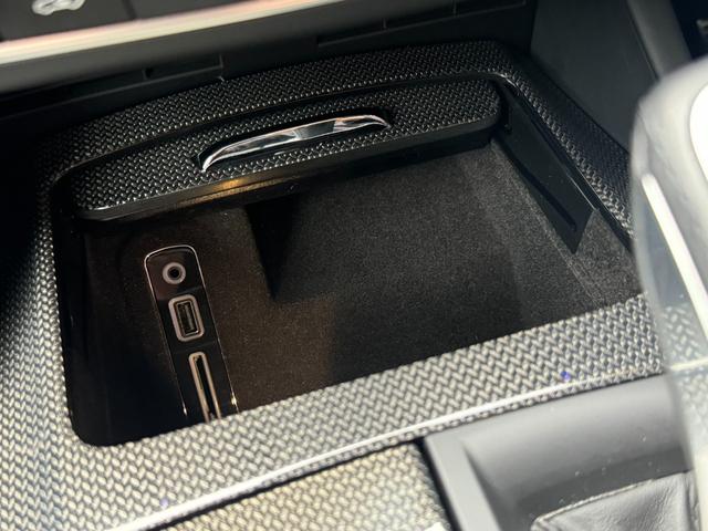 ◎ＹＭＣ車両は、自社国土交通省指定工場にて点検整備後の納車となりますので安心して御購入頂けます。輸入車でも最大２年間の保証プランを御用意しております！詳しくはスタッフまでお気軽にお問い合わせ下さい！