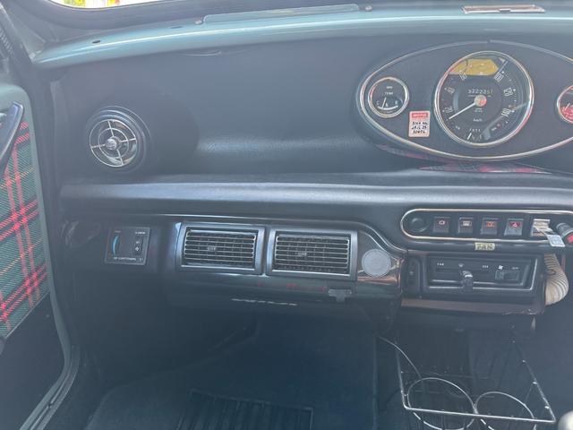 MINI タータン 4MT オーバーフェンダーレスナロー ヴェバストサンルーフ センターメーター 2色テール 社外マフラー 社外エキマニ ワタナベ10インチAW ハイローキット 開閉クォーターガラス ETC(5枚目)