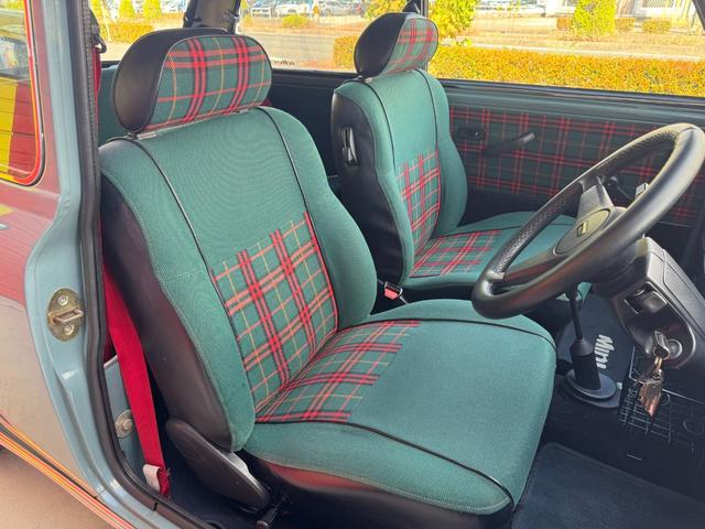MINI タータン 4MT オーバーフェンダーレスナロー ヴェバストサンルーフ センターメーター 2色テール 社外マフラー 社外エキマニ ワタナベ10インチAW ハイローキット 開閉クォーターガラス ETC(17枚目)