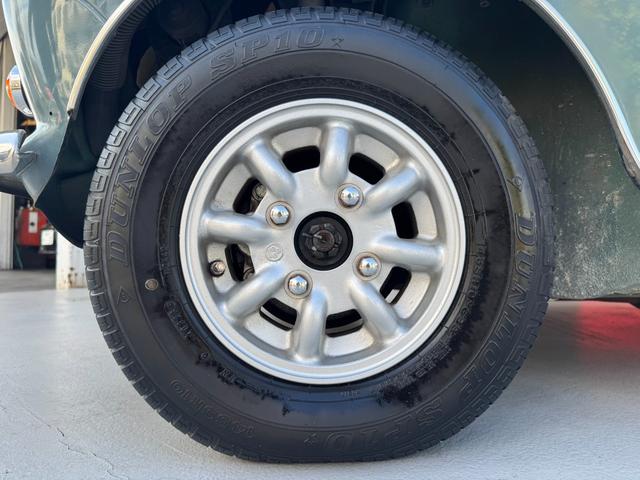 MINI タータン 4MT オーバーフェンダーレスナロー ヴェバストサンルーフ センターメーター 2色テール 社外マフラー 社外エキマニ ワタナベ10インチAW ハイローキット 開閉クォーターガラス ETC(24枚目)