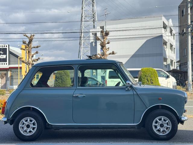 MINI タータン 4MT オーバーフェンダーレスナロー ヴェバストサンルーフ センターメーター 2色テール 社外マフラー 社外エキマニ ワタナベ10インチAW ハイローキット 開閉クォーターガラス ETC(28枚目)