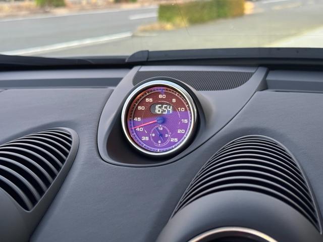 ７１８ボクスター ７１８ボクスタースタイルエディション　６ＭＴ　スポーツクロノＰＫＧ　レザーインテリア　スポーツデザインＰＫＧ　ＬＥＤヘッドダイナミックライトシステム　アクティブサスペンションマネジメント　機械式リヤディファレンシャルロック　ＢＯＳＥ（10枚目）