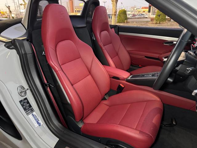 ７１８ボクスター ７１８ボクスタースタイルエディション　６ＭＴ　スポーツクロノＰＫＧ　レザーインテリア　スポーツデザインＰＫＧ　ＬＥＤヘッドダイナミックライトシステム　アクティブサスペンションマネジメント　機械式リヤディファレンシャルロック　ＢＯＳＥ（20枚目）