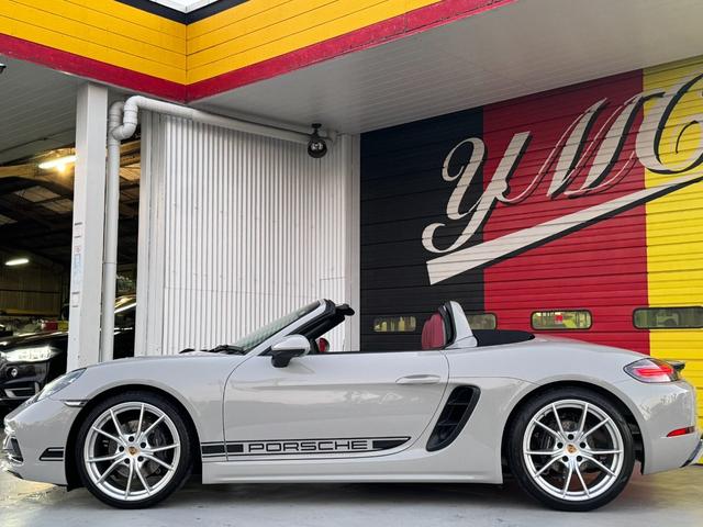 ７１８ボクスター ７１８ボクスタースタイルエディション　６ＭＴ　スポーツクロノＰＫＧ　レザーインテリア　スポーツデザインＰＫＧ　ＬＥＤヘッドダイナミックライトシステム　アクティブサスペンションマネジメント　機械式リヤディファレンシャルロック　ＢＯＳＥ（33枚目）