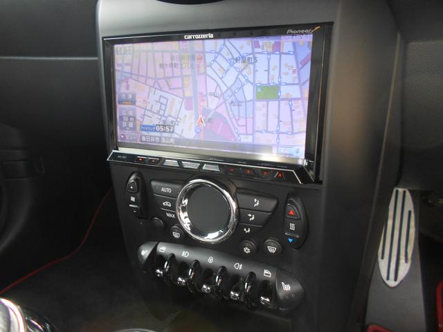 クーパーS クラブマン ハンプトン サイバーナビ 禁煙車 1オーナー ETC 2DINナビ フルセグ BLUETOOTH 純正17AW ダムソンレッドミラー 専用インテリア ブラックルーフライナー 2016年製コンチタイヤ クルーズコントロール スペアキー有(15枚目)