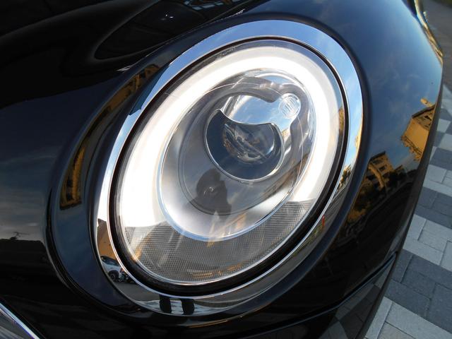 クーパーS クラブマン ナビ Bカメラ ドラレコ前後 禁煙車 MINIコネクテッド/エキサイトメントPKG リアPDC ETC CD/DVDプレイヤー リア6面フィルム 純正17AW シルバールーフ&ミラー グレーインテリアパネル ミッドナイトブラックボディー(24枚目)