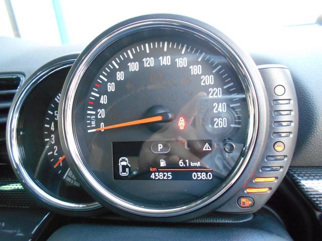 クーパーS クラブマン ナビ Bカメラ ドラレコ前後 禁煙車 MINIコネクテッド/エキサイトメントPKG リアPDC ETC CD/DVDプレイヤー リア6面フィルム 純正17AW シルバールーフ&ミラー グレーインテリアパネル ミッドナイトブラックボディー(64枚目)