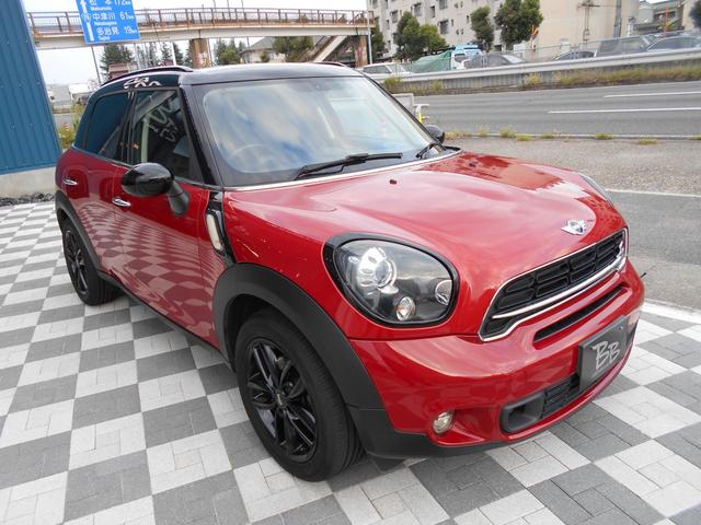クーパーSD クロスオーバー ナビPKG 1オーナー 禁煙車 TV Bカメラ ビジュアルブースト ETC ブラックリフレクターヘッド ピアノブラックEXT リア5面フィルム パドルシフト 純正17AW 2021年製タイヤ スペアキー有 ブレイジングレッドボディー(3枚目)