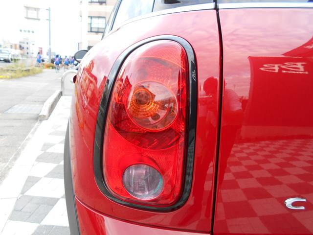 クーパーSD クロスオーバー ナビPKG 1オーナー 禁煙車 TV Bカメラ ビジュアルブースト ETC ブラックリフレクターヘッド ピアノブラックEXT リア5面フィルム パドルシフト 純正17AW 2021年製タイヤ スペアキー有 ブレイジングレッドボディー(35枚目)