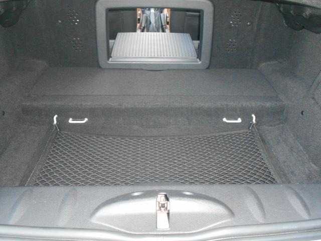 MINI クーパーS ロードスター トフィレザーシート 電動オープン ユーザー買取 ドラレコ サイバーナビ シートヒータ ETC 純正17AW ブラックヘッド PDC ピアノブラックパネル ホワイトシルバーボディ OPフロアマット 2024年製ピレリタイヤ スペアキー有(45枚目)