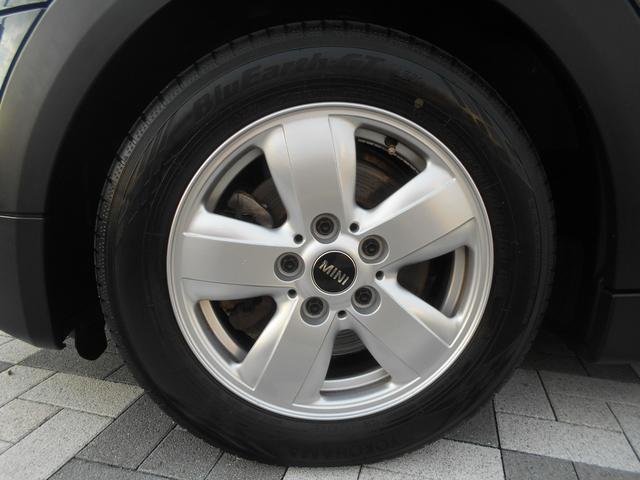 MINI クーパー ペッパーPKG 純正ナビ ETC 1オーナー 禁煙 LEDヘッド&フォグ オートライト コンフォートアクセス ホワイトターン 純正15AW 2024年ヨコハマタイヤ ラピスラグジュアリーブルーボディ リアウィンドウフィルム ブラックルーフ スペアキー有(18枚目)