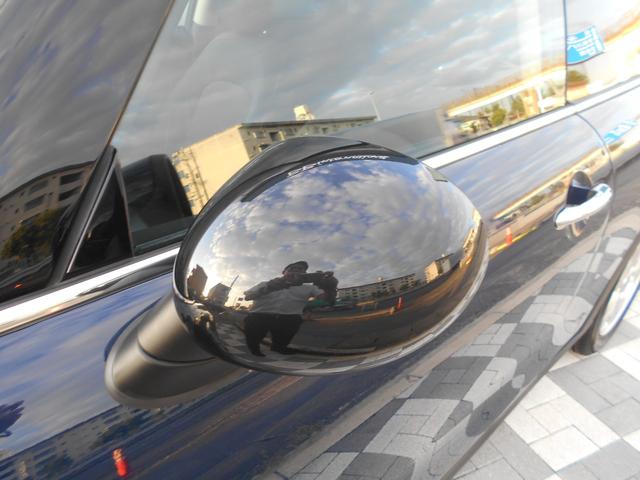 MINI クーパー ペッパーPKG 純正ナビ ETC 1オーナー 禁煙 LEDヘッド&フォグ オートライト コンフォートアクセス ホワイトターン 純正15AW 2024年ヨコハマタイヤ ラピスラグジュアリーブルーボディ リアウィンドウフィルム ブラックルーフ スペアキー有(29枚目)