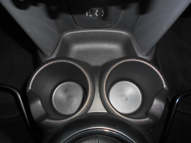 MINI クーパー ペッパーPKG 純正ナビ ETC 1オーナー 禁煙 LEDヘッド&フォグ オートライト コンフォートアクセス ホワイトターン 純正15AW 2024年ヨコハマタイヤ ラピスラグジュアリーブルーボディ リアウィンドウフィルム ブラックルーフ スペアキー有(59枚目)