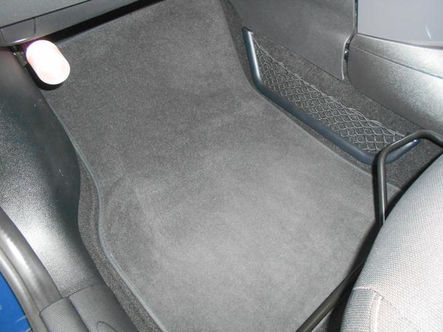 MINI クーパー ペッパーPKG 純正ナビ ETC 1オーナー 禁煙 LEDヘッド&フォグ オートライト コンフォートアクセス ホワイトターン 純正15AW 2024年ヨコハマタイヤ ラピスラグジュアリーブルーボディ リアウィンドウフィルム ブラックルーフ スペアキー有(75枚目)