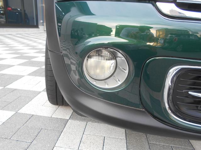 ＭＩＮＩ スピードゲート　前後ドラレコ　ＥＴＣ　ワンオーナー　禁煙車　純正１６ＡＷ　２０２１年製タイヤ　スポーツボタン　ハーフレザーシート　ピアノブラックパネル　オートライト　スポーツステアリング　クルーズコントロール　ブリティッシュレーシンググリーンボディ　スペア鍵有（22枚目）