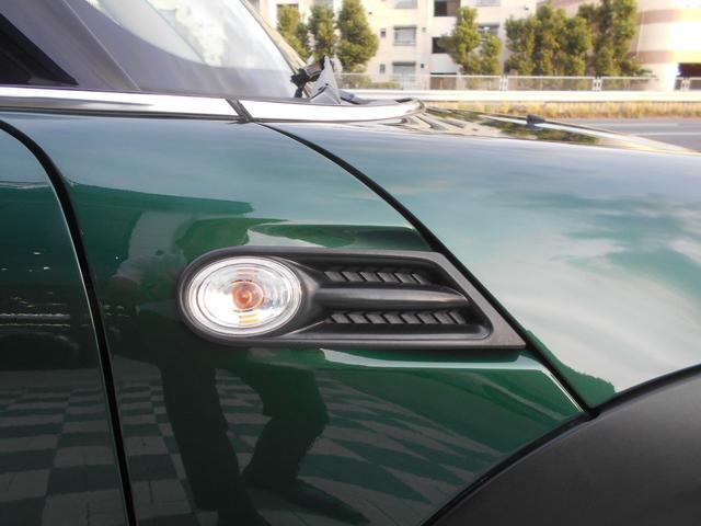 ＭＩＮＩ スピードゲート　前後ドラレコ　ＥＴＣ　ワンオーナー　禁煙車　純正１６ＡＷ　２０２１年製タイヤ　スポーツボタン　ハーフレザーシート　ピアノブラックパネル　オートライト　スポーツステアリング　クルーズコントロール　ブリティッシュレーシンググリーンボディ　スペア鍵有（48枚目）
