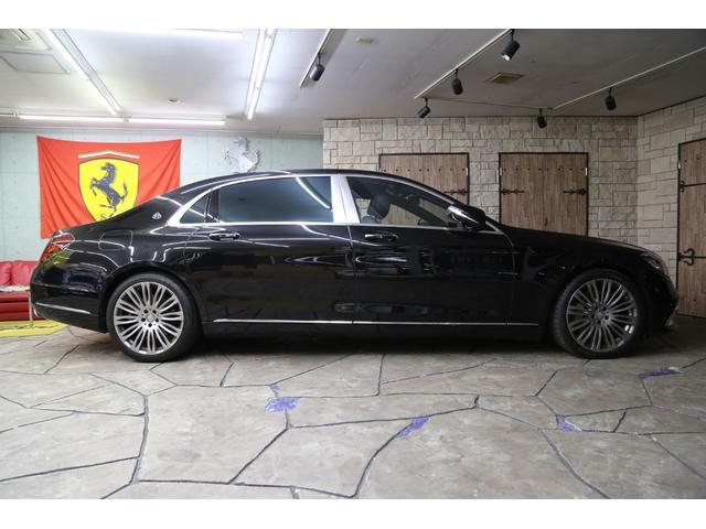 Ｓクラス Ｓ５５０　ワンオーナー車！！　左ハンドル　純正リアエンターテイメント　ブルメスターサウンド　パノラミックサンルーフ　純正２０ＡＷ（11枚目）