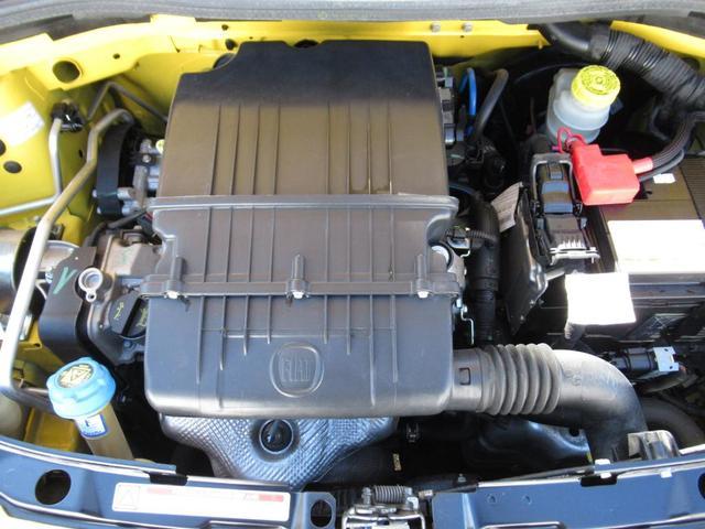 �r���e�[�W�z�C�[���L���b�v