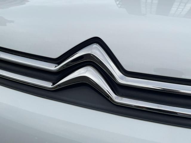 C3 エアクロス オリジンズ 純正ナビ/ETC/1オーナー/修復歴無し/100周年記念限定車/正規認定中古車/Carplay/バックカメラ/前後コーナーセンサー/後席リクライニング付(10枚目)