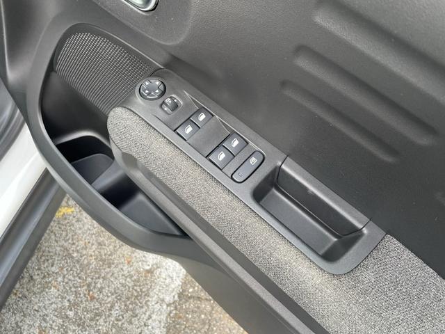 C3 エアクロス オリジンズ 純正ナビ/ETC/1オーナー/修復歴無し/100周年記念限定車/正規認定中古車/Carplay/バックカメラ/前後コーナーセンサー/後席リクライニング付(16枚目)