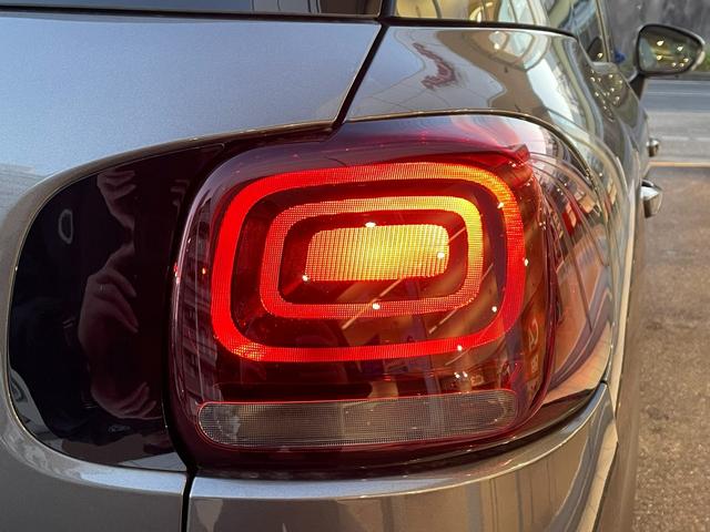 C3 エアクロス マックス ブルーHDi サンルーフ/禁煙車/正規認定中古車/新車保証継承/Carplay/アンドロイドオート/アドバンスドコンフォートシート/グリップコントロール/バックモニター/前後コーナーセンサー/修復歴無し(11枚目)