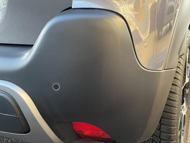 C3 エアクロス マックス ブルーHDi サンルーフ/禁煙車/正規認定中古車/新車保証継承/Carplay/アンドロイドオート/アドバンスドコンフォートシート/グリップコントロール/バックモニター/前後コーナーセンサー/修復歴無し(12枚目)