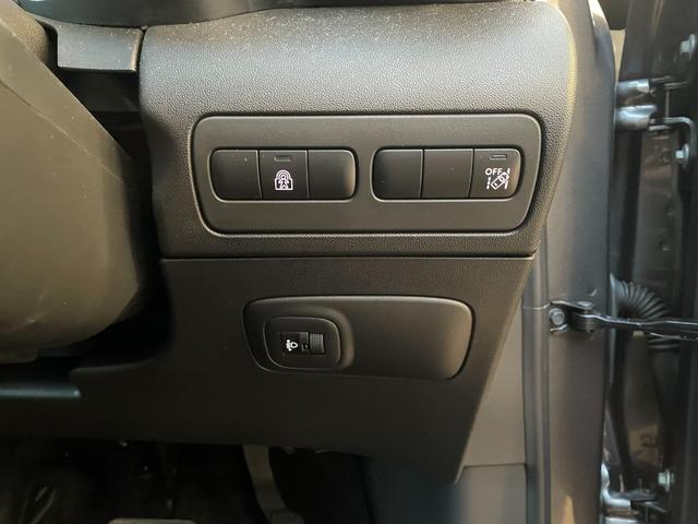 C3 エアクロス マックス ブルーHDi サンルーフ/禁煙車/正規認定中古車/新車保証継承/Carplay/アンドロイドオート/アドバンスドコンフォートシート/グリップコントロール/バックモニター/前後コーナーセンサー/修復歴無し(16枚目)