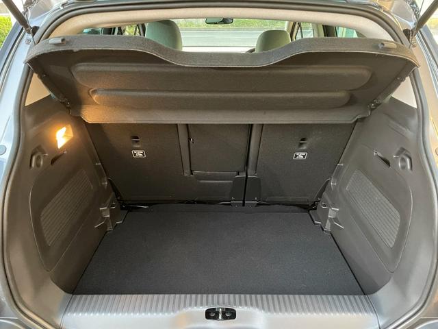 C3 エアクロス マックス ブルーHDi サンルーフ/禁煙車/正規認定中古車/新車保証継承/Carplay/アンドロイドオート/アドバンスドコンフォートシート/グリップコントロール/バックモニター/前後コーナーセンサー/修復歴無し(32枚目)