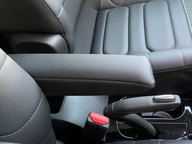 C3 エアクロス マックス ブルーHDi サンルーフ/禁煙車/正規認定中古車/新車保証継承/Carplay/アンドロイドオート/アドバンスドコンフォートシート/グリップコントロール/バックモニター/前後コーナーセンサー/修復歴無し(48枚目)