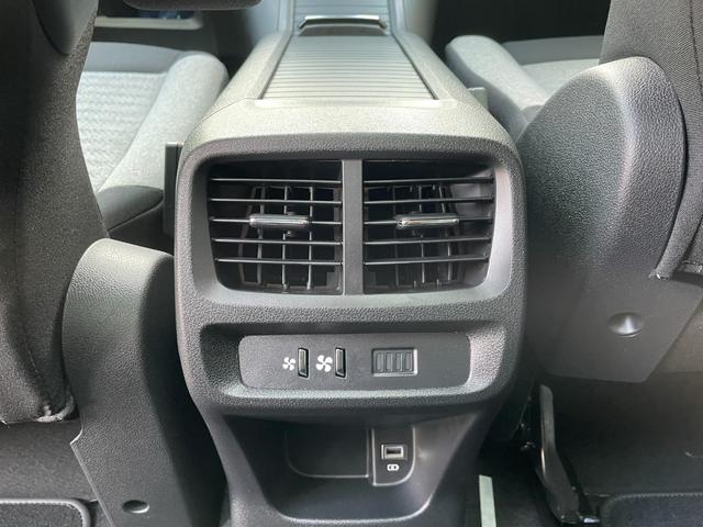 ベルランゴ マックス ブルーHDi ガラスルーフ/禁煙車/修復歴無し/正規認定中古車/新車保証継承/両側スライドドア/Carplay/アンドロイドオート/ACC/フレキシブルラゲッジトレイ/バックカメラ/前後コーナーセンサー(34枚目)