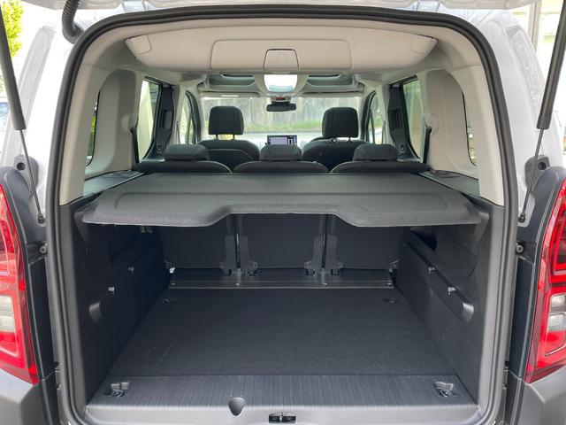 ベルランゴ マックス ブルーHDi ガラスルーフ/禁煙車/修復歴無し/正規認定中古車/新車保証継承/両側スライドドア/Carplay/アンドロイドオート/ACC/フレキシブルラゲッジトレイ/バックカメラ/前後コーナーセンサー(36枚目)