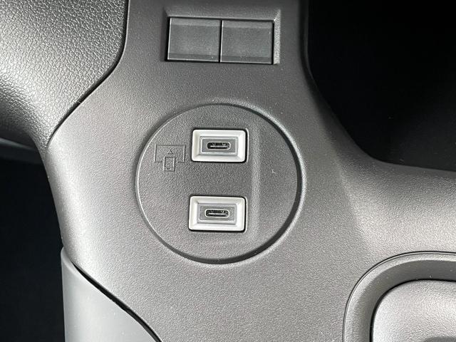 ベルランゴ マックス ブルーHDi ガラスルーフ/禁煙車/修復歴無し/正規認定中古車/新車保証継承/両側スライドドア/Carplay/アンドロイドオート/ACC/フレキシブルラゲッジトレイ/バックカメラ/前後コーナーセンサー(52枚目)